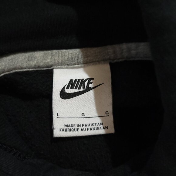 Blank Nike Hoodie Black in excellent condition - Picture 3 of 3